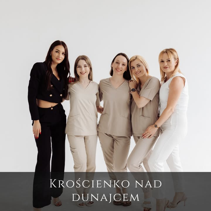 Nasz zespół 🤍 Za każdym zabiegiem, efektem i decyzją w tym miejscu stoją konkretne osoby